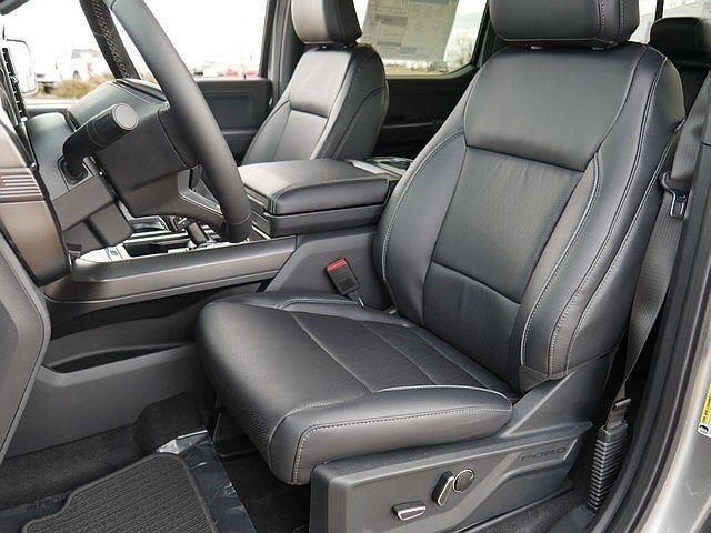 2026 Ford F-150 Lariat CREW 4WD