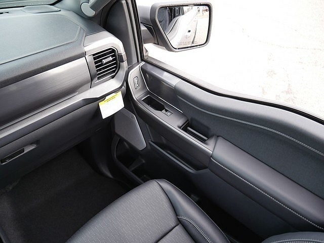 2026 Ford F-150 Lariat CREW 4WD