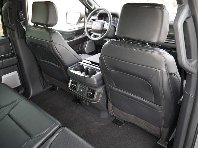 2026 Ford F-150 Lariat CREW 4WD