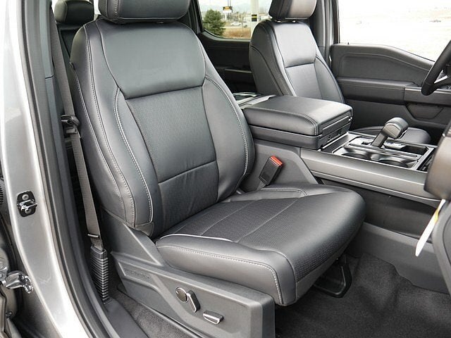 2026 Ford F-150 Lariat CREW 4WD