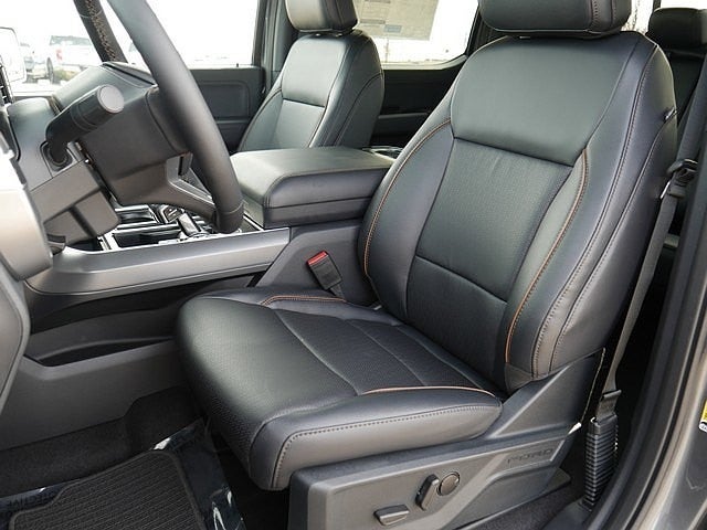 2026 Ford F-150 Lariat CREW 4WD