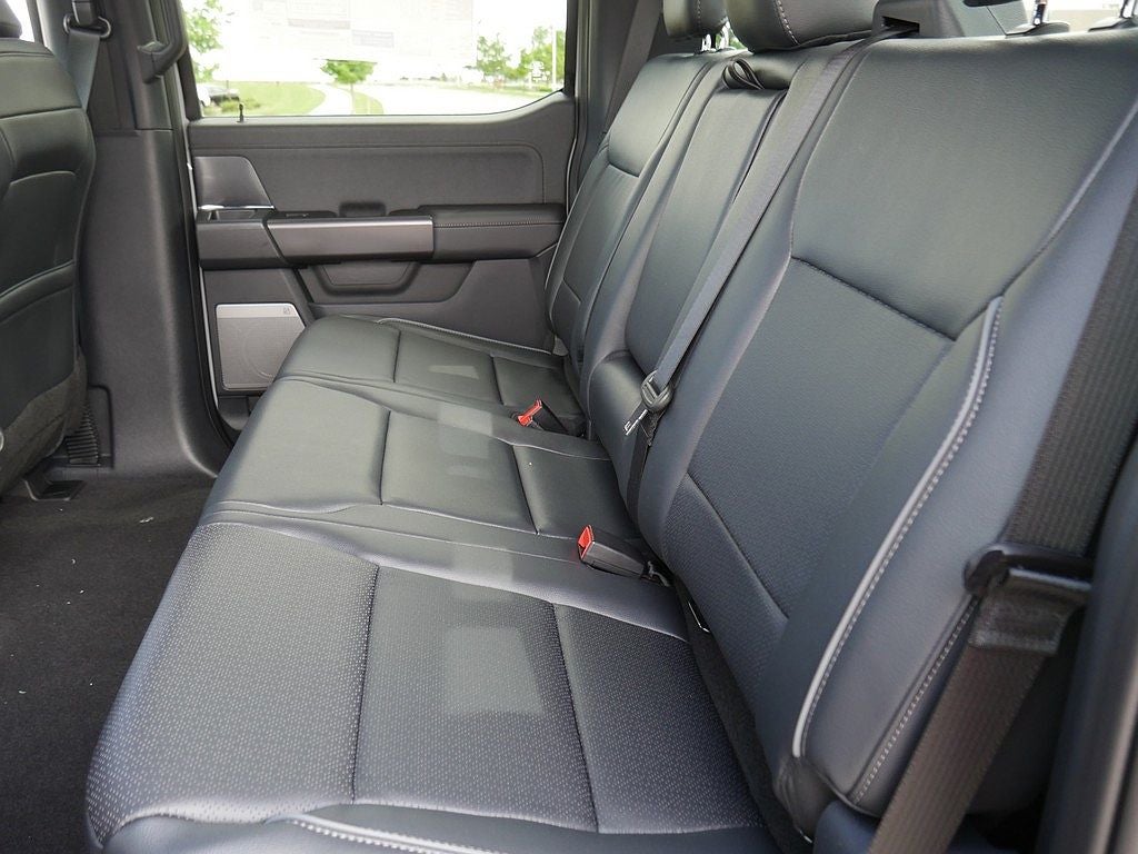 2026 Ford F-150 Lariat CREW 4WD