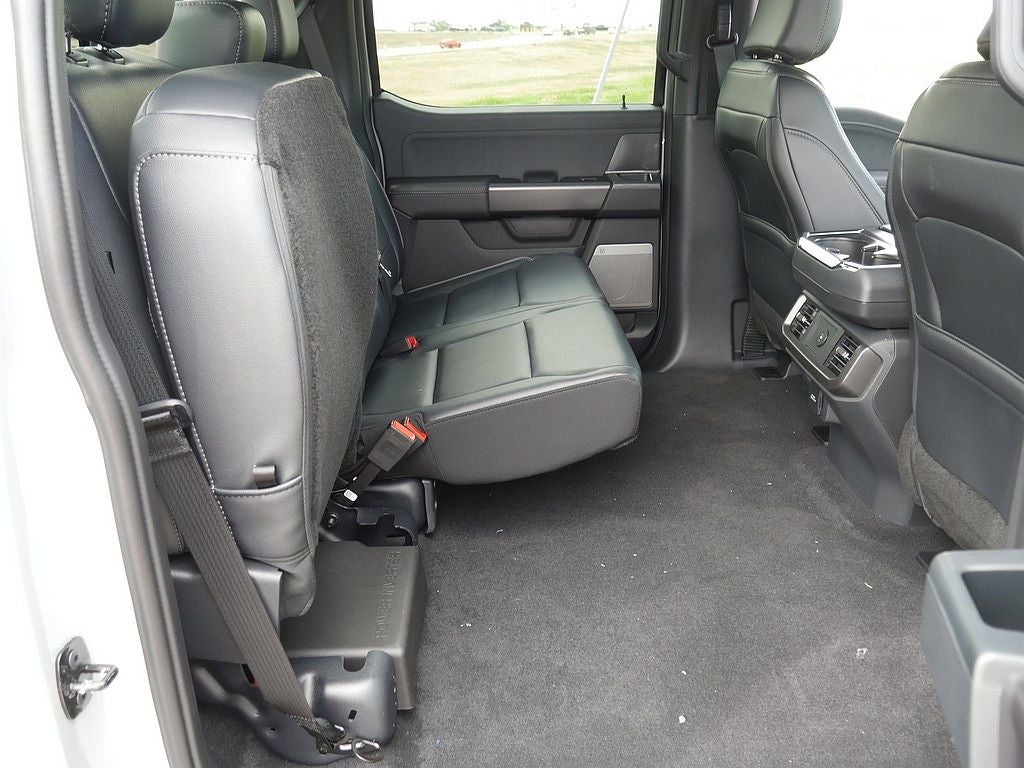 2026 Ford F-150 Lariat CREW 4WD