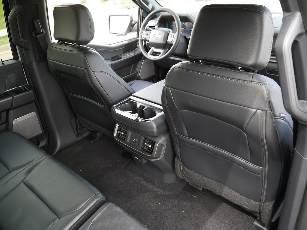 2026 Ford F-150 Lariat CREW 4WD