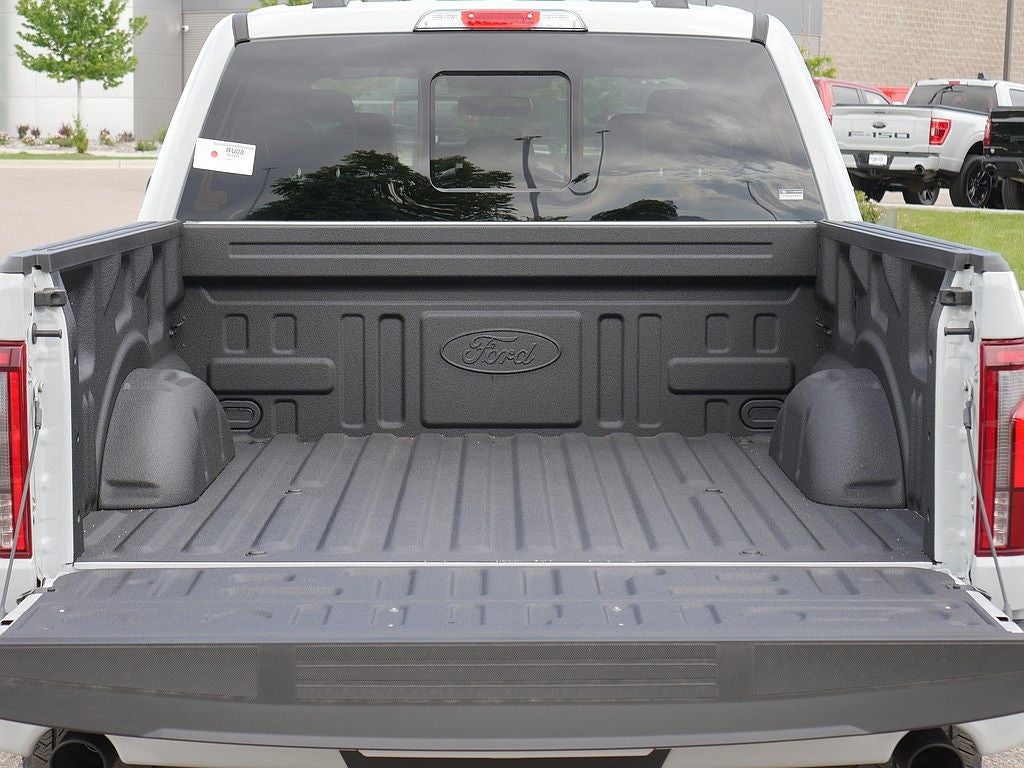 2026 Ford F-150 Lariat CREW 4WD