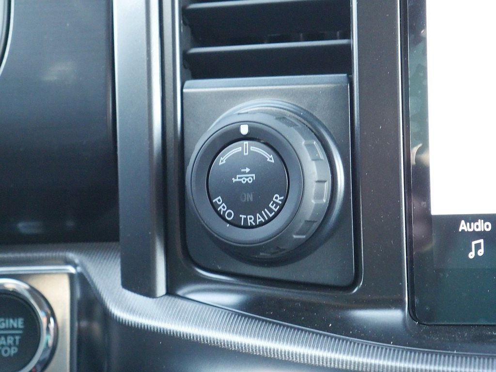 2026 Ford F-150 Lariat CREW 4WD