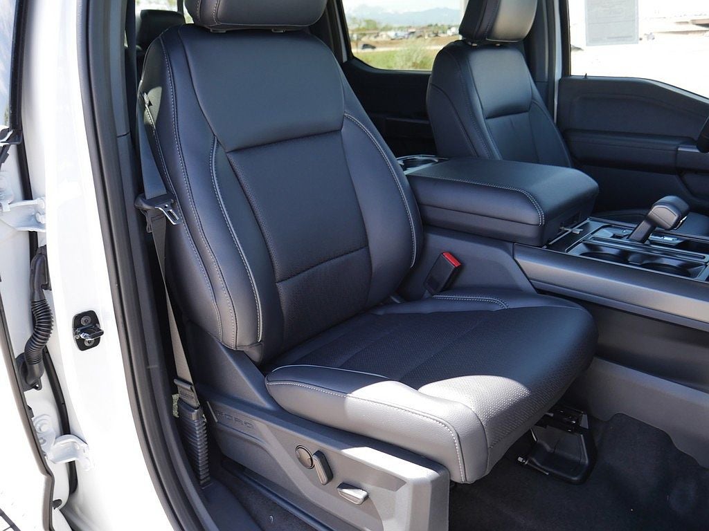 2026 Ford F-150 Lariat CREW 4WD