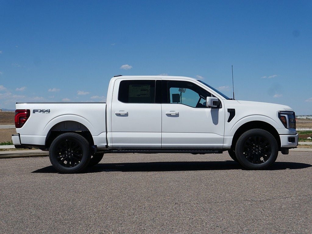 2026 Ford F-150 Lariat CREW 4WD