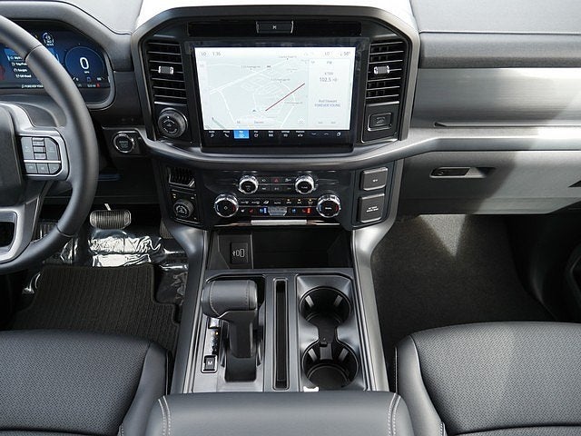 2025 Ford F-150 Lariat CREW 4WD