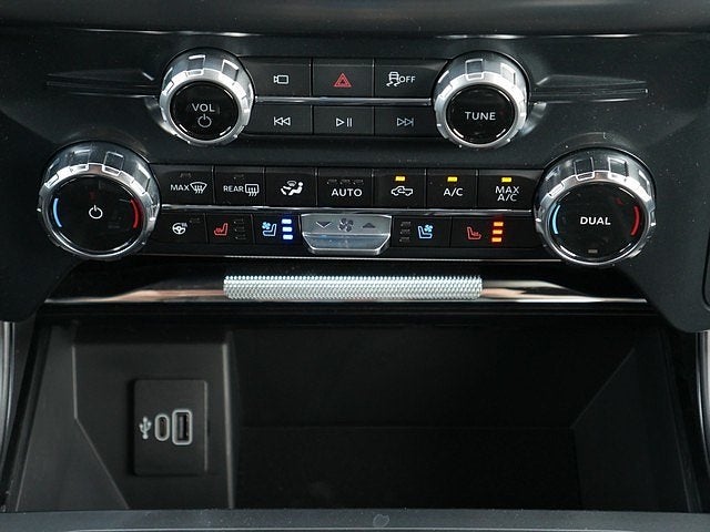 2025 Ford F-150 Lariat CREW 4WD