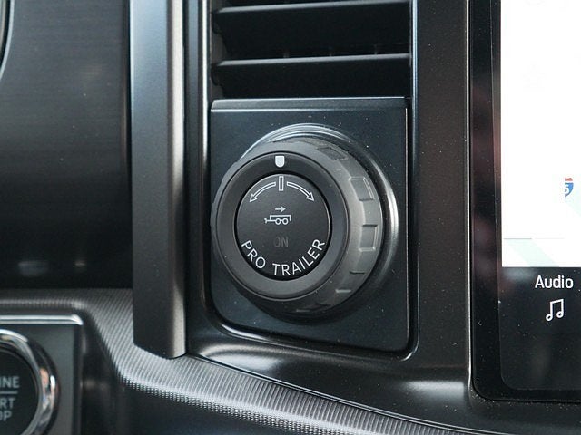 2025 Ford F-150 Lariat CREW 4WD