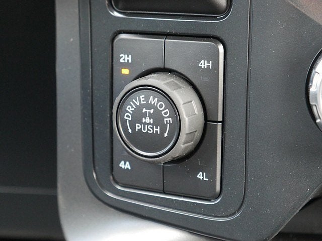 2025 Ford F-150 Lariat CREW 4WD