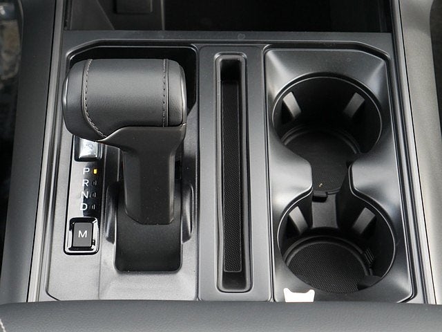 2025 Ford F-150 Lariat CREW 4WD