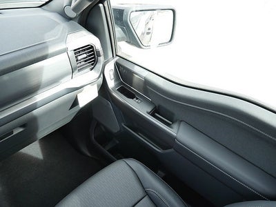 2025 Ford F-150 Lariat CREW 4WD