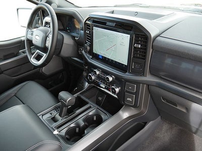 2025 Ford F-150 Lariat CREW 4WD