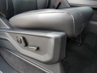 2025 Ford F-150 Lariat CREW 4WD