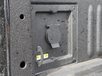 2025 Ford F-150 Lariat CREW 4WD