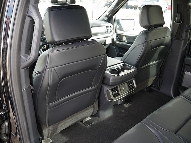 2025 Ford F-150 Lariat CREW 4WD