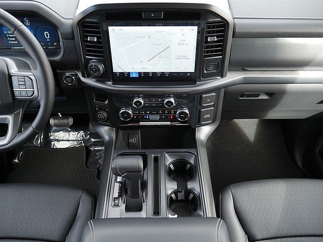 2025 Ford F-150 Lariat CREW 4WD