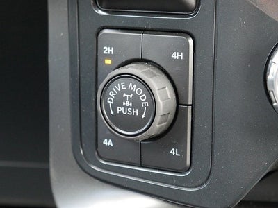 2025 Ford F-150 Lariat CREW 4WD