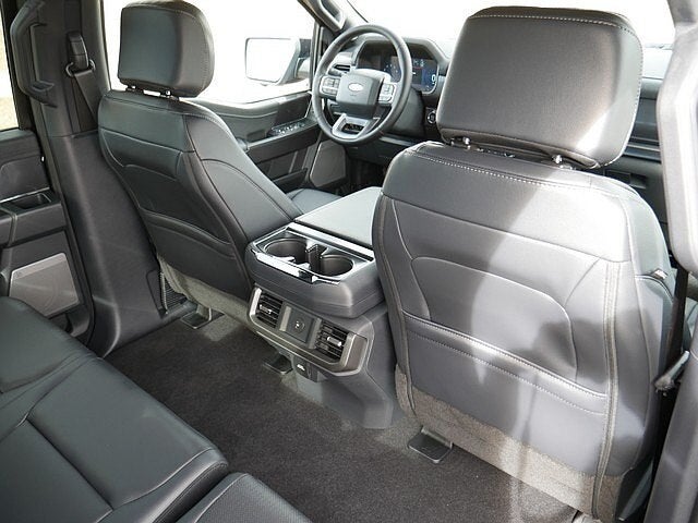 2025 Ford F-150 Lariat CREW 4WD