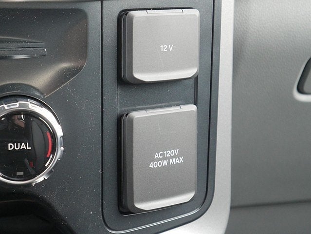 2025 Ford F-150 Lariat CREW 4WD