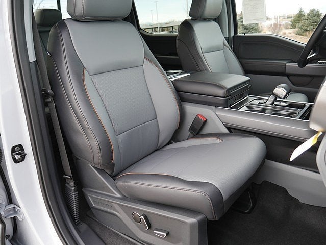 2025 Ford F-150 Lariat CREW 4WD