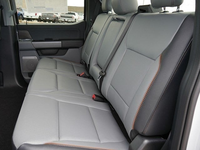 2025 Ford F-150 Lariat CREW 4WD