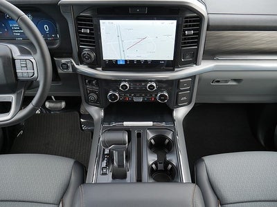 2025 Ford F-150 Lariat CREW 4WD