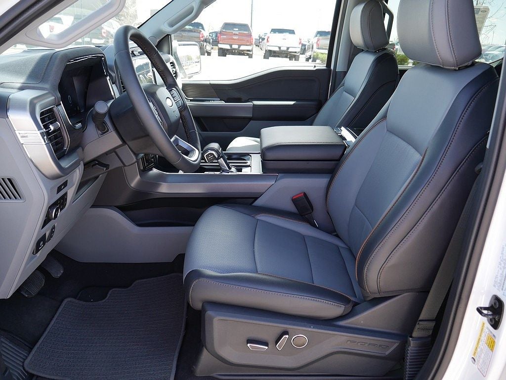 2026 Ford F-150 Lariat CREW 4WD