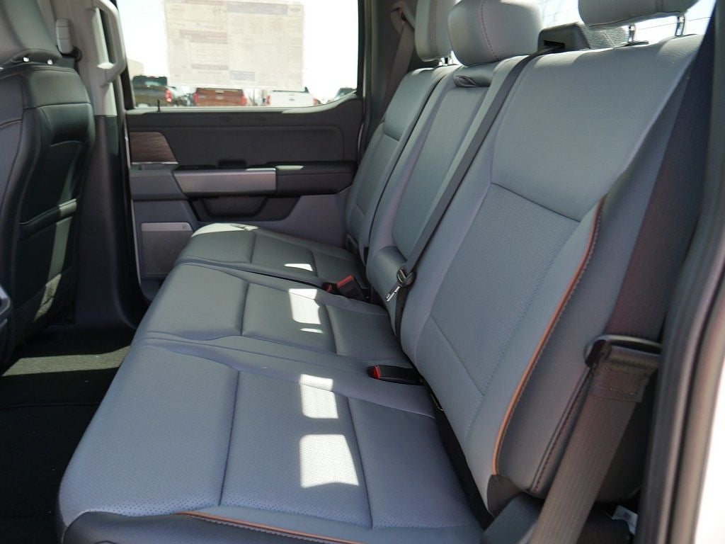 2026 Ford F-150 Lariat CREW 4WD