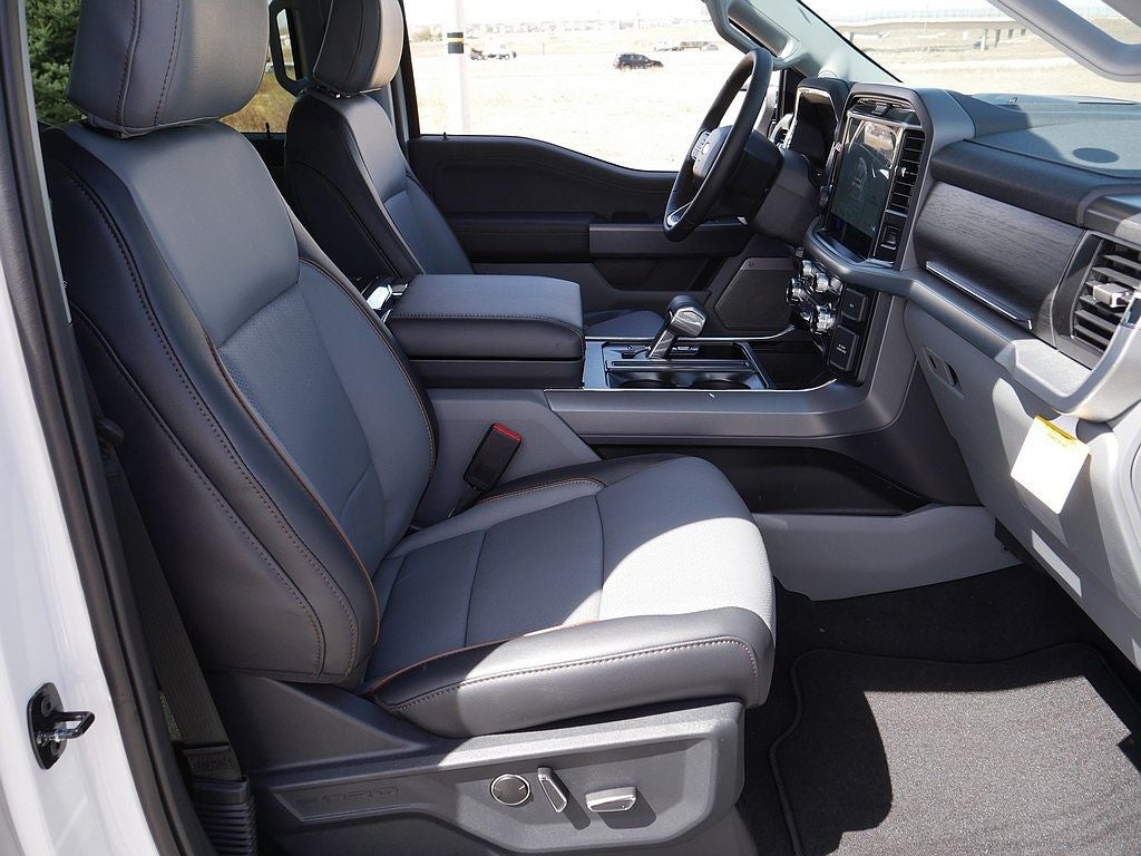 2026 Ford F-150 Lariat CREW 4WD