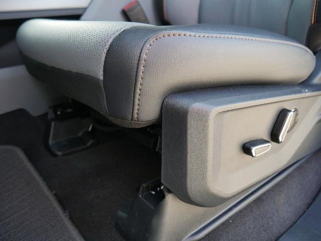 2026 Ford F-150 Lariat CREW 4WD