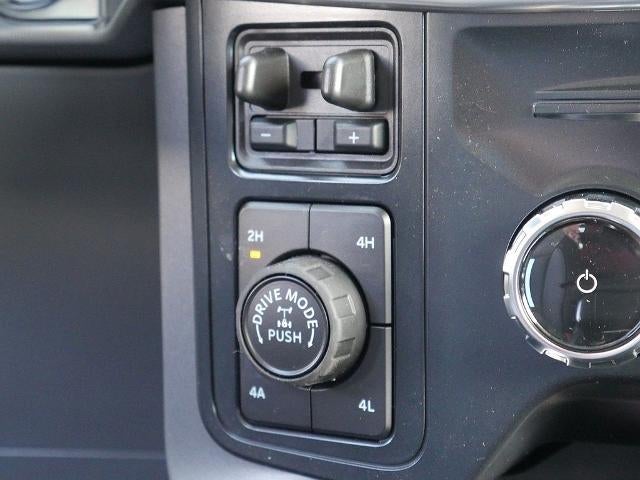 2026 Ford F-150 Lariat CREW 4WD