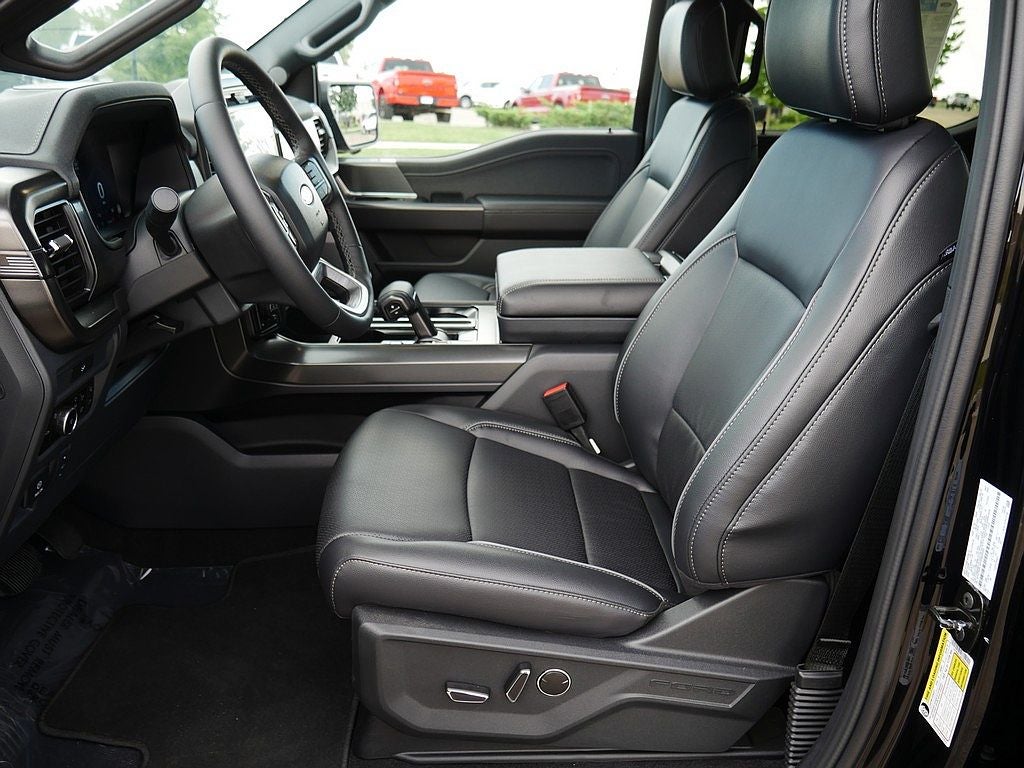 2026 Ford F-150 Lariat CREW 4WD