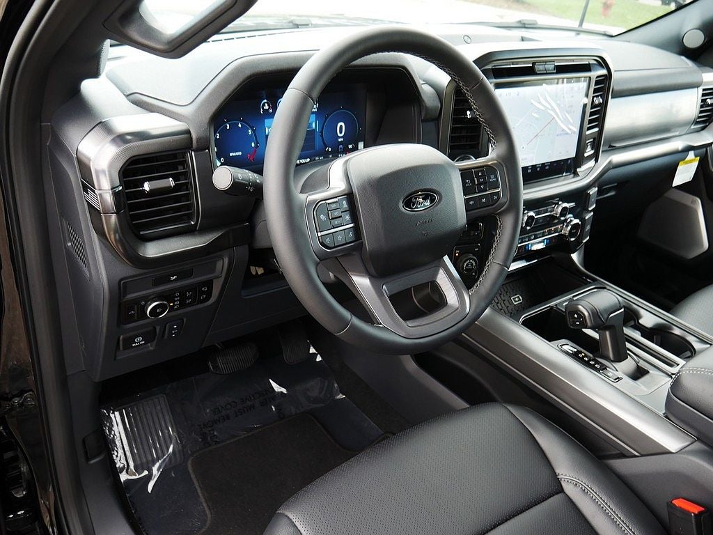 2026 Ford F-150 Lariat CREW 4WD