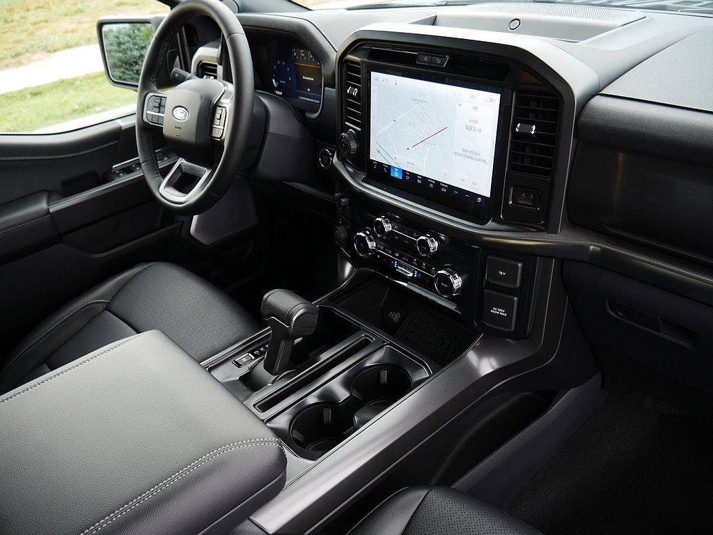 2026 Ford F-150 Lariat CREW 4WD