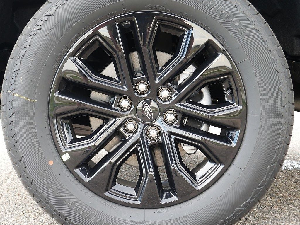 2026 Ford F-150 Lariat CREW 4WD
