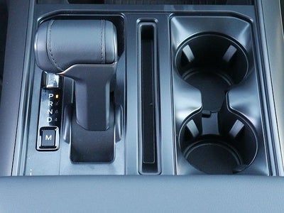 2025 Ford F-150 Lariat CREW 4WD