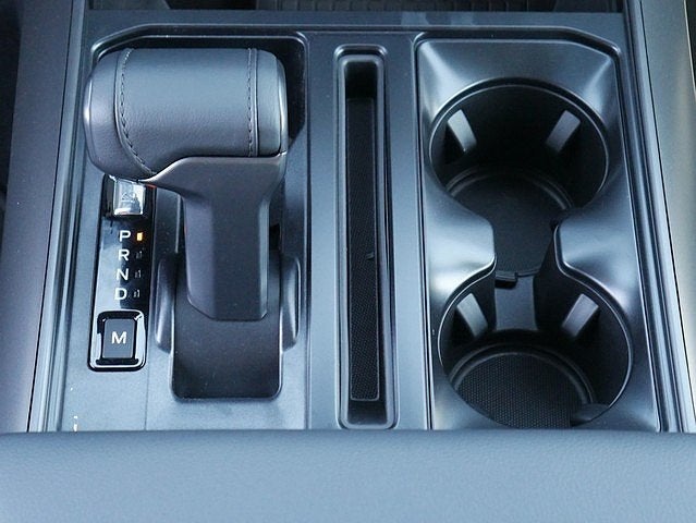 2025 Ford F-150 Lariat CREW 4WD