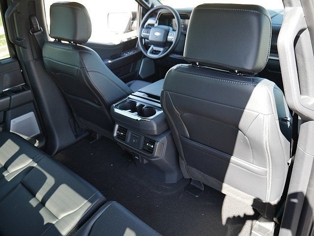 2025 Ford F-150 Lariat CREW 4WD