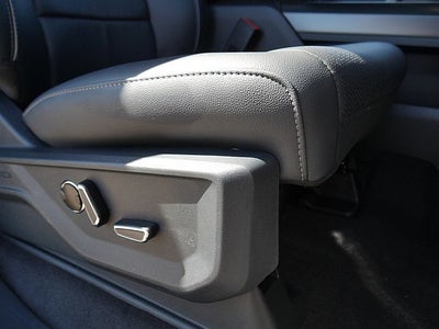 2025 Ford F-150 Lariat CREW 4WD