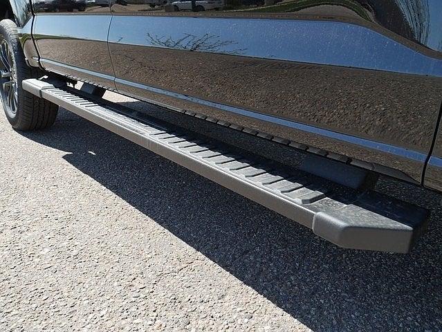 2025 Ford F-150 Lariat CREW 4WD