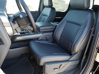 2025 Ford F-150 Lariat CREW 4WD