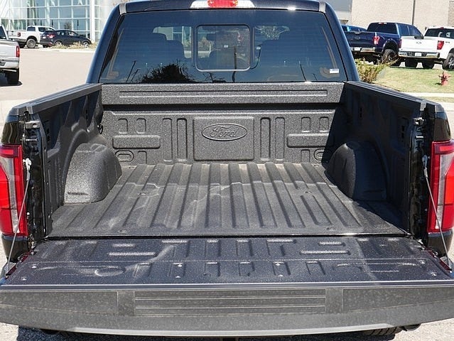 2025 Ford F-150 Lariat CREW 4WD