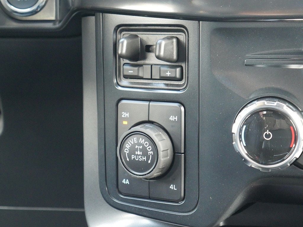 2026 Ford F-150 Lariat CREW 4WD