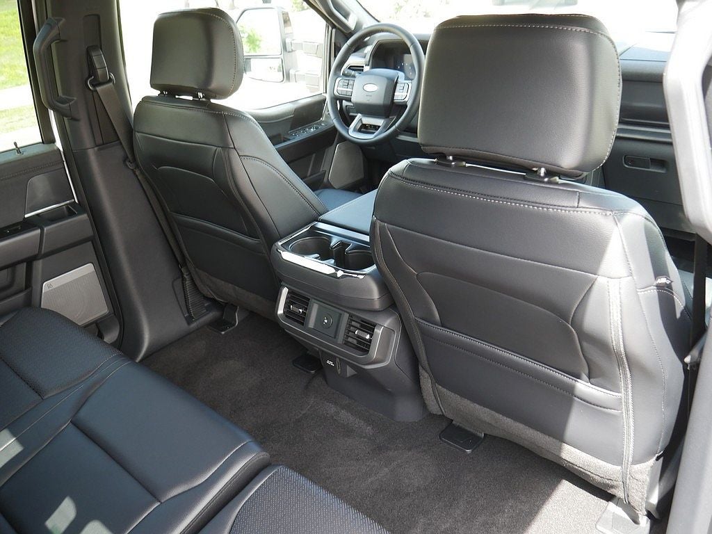 2026 Ford F-150 Lariat CREW 4WD