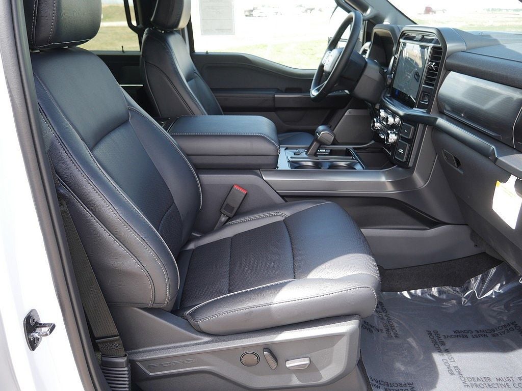 2026 Ford F-150 Lariat CREW 4WD