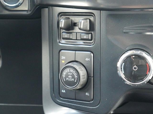 2026 Ford F-150 Lariat CREW 4WD