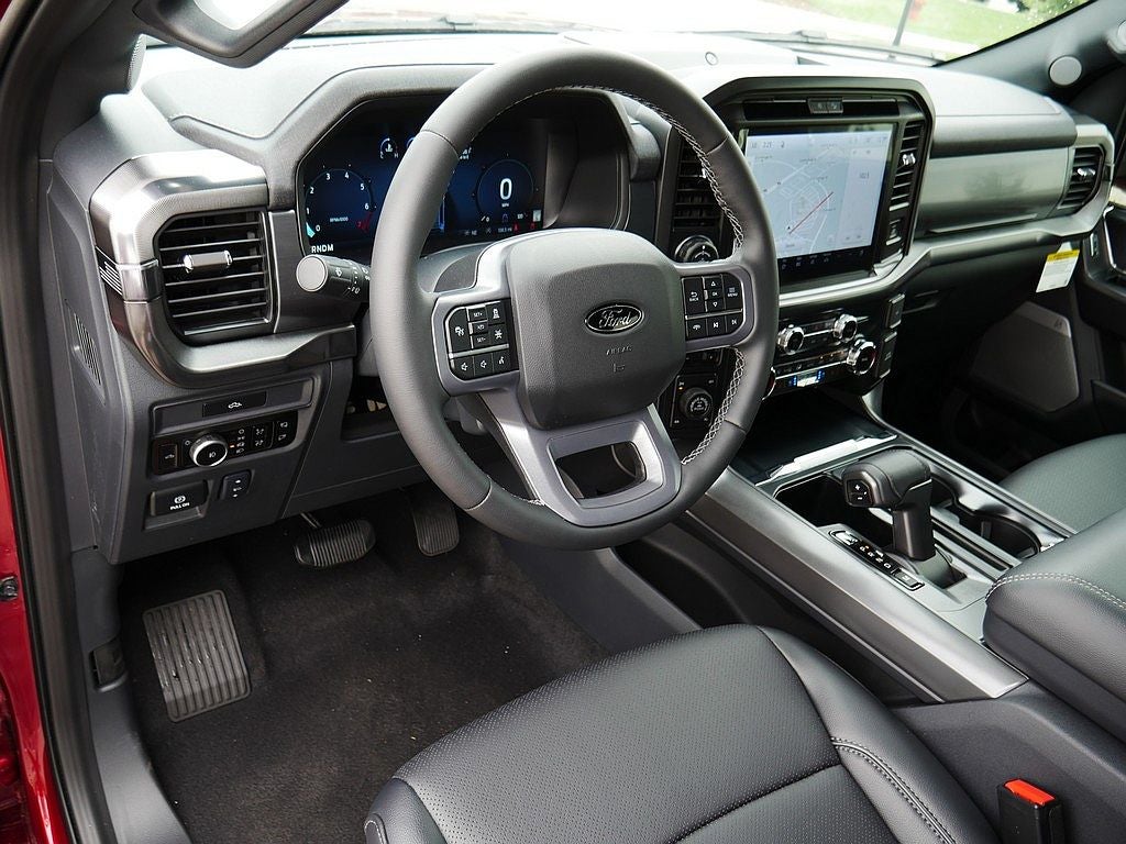 2026 Ford F-150 Lariat CREW 4WD